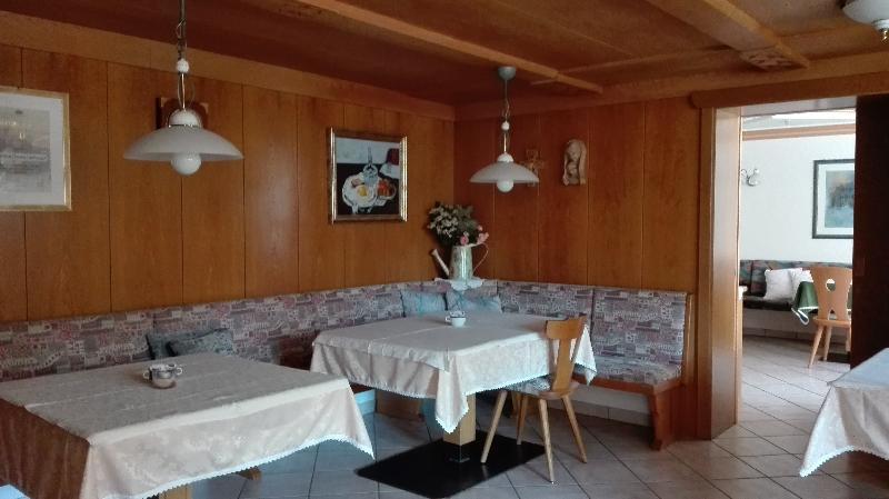 Pensione Valbona Corvara In Badia Eksteriør billede